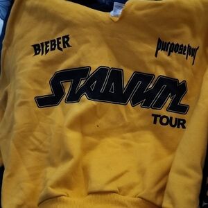 Yellow Stadium Tour Graphic Womens Cropped Justin Beiber Sweatshirt